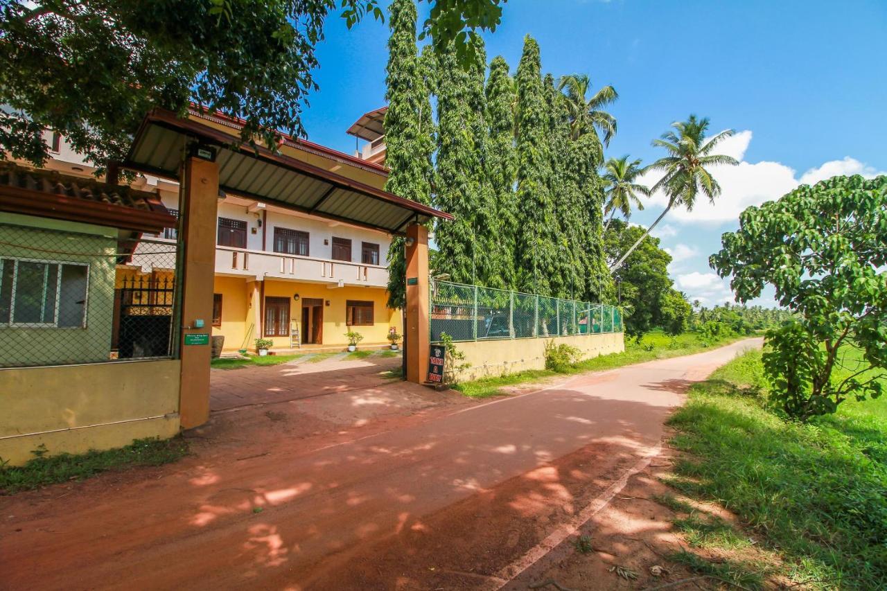 Airport Green View Resort Andiambalama Zewnętrze zdjęcie