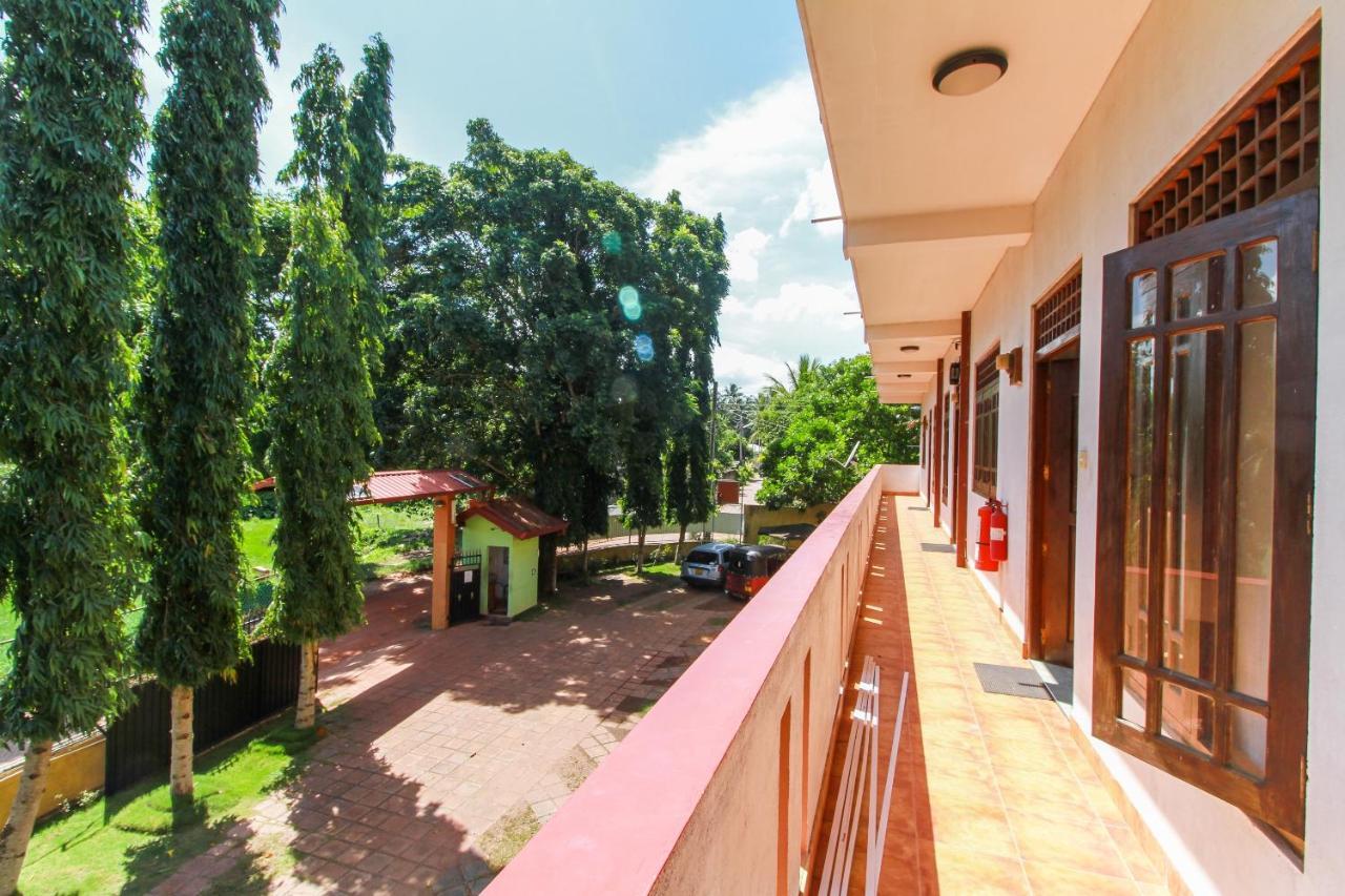 Airport Green View Resort Andiambalama Zewnętrze zdjęcie