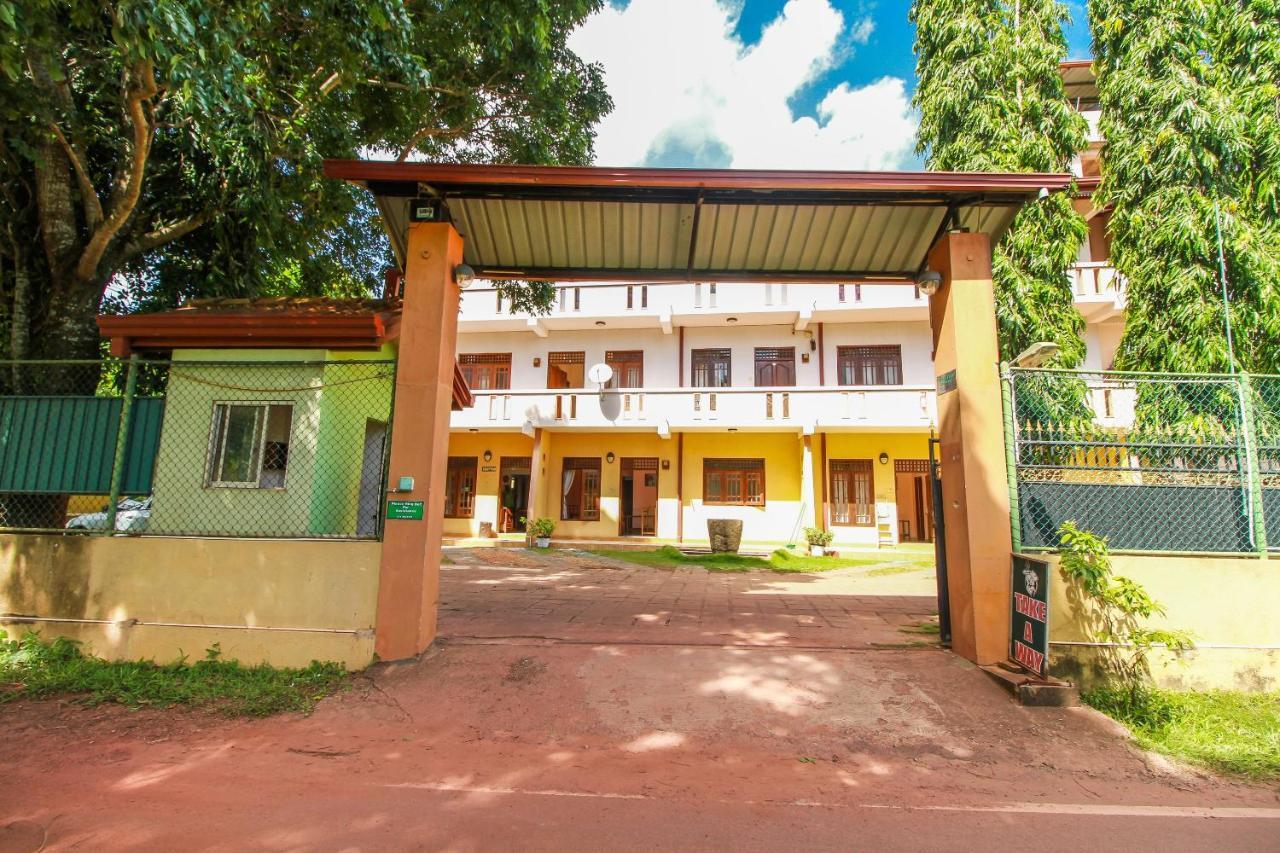 Airport Green View Resort Andiambalama Zewnętrze zdjęcie